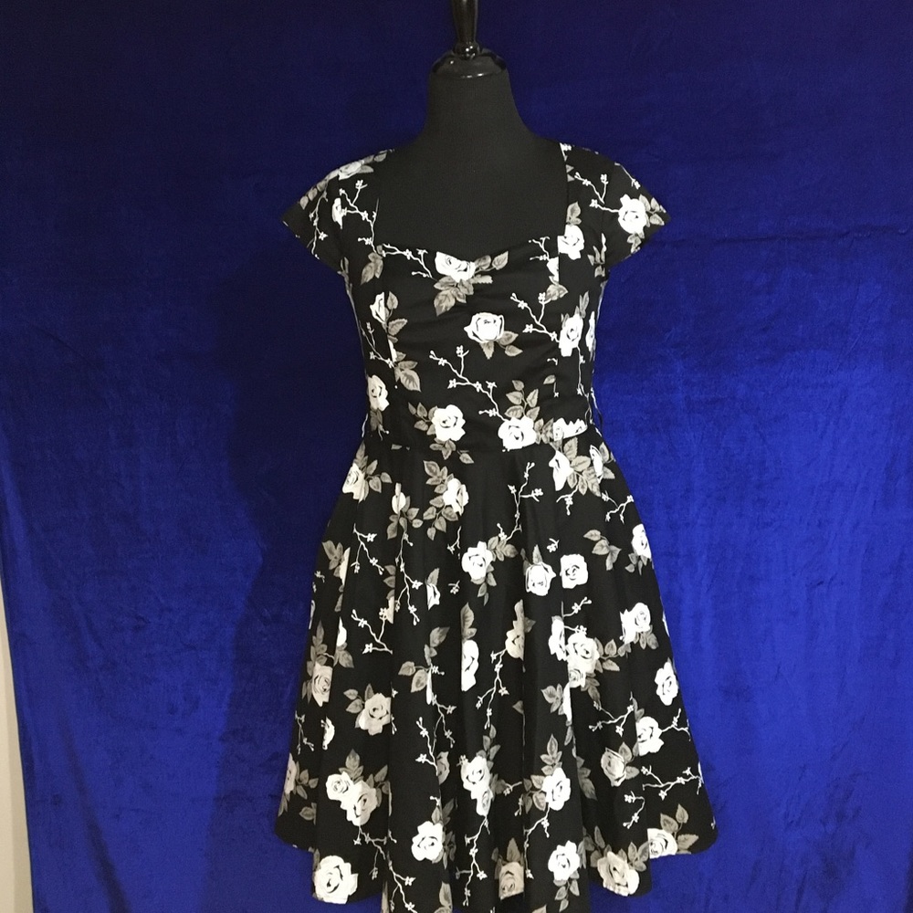 Hell Bunny Vixen black with gray roses swing dress